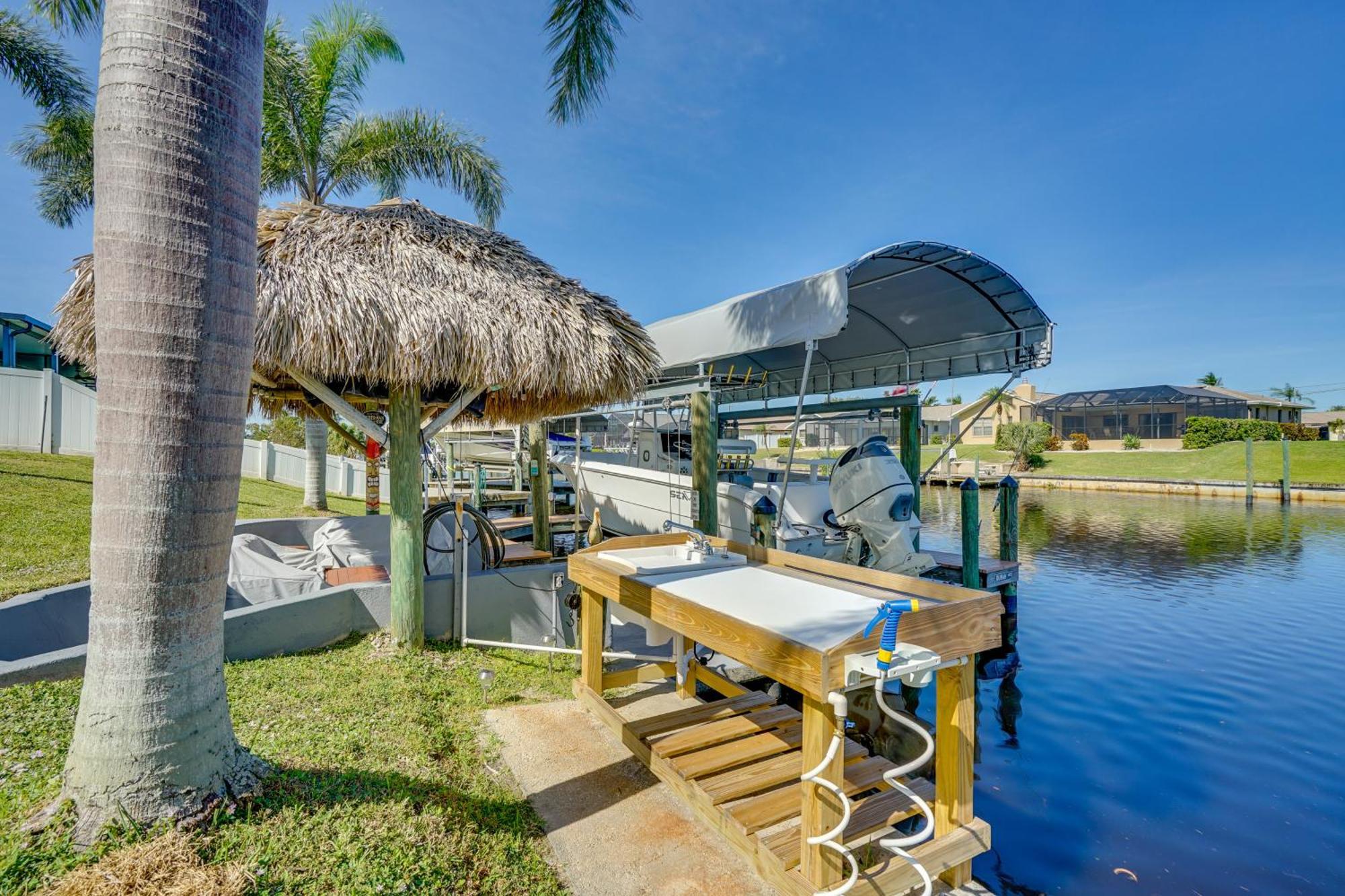 Remodeled Cape Coral Home Hot Tub And Pool! Exterior photo