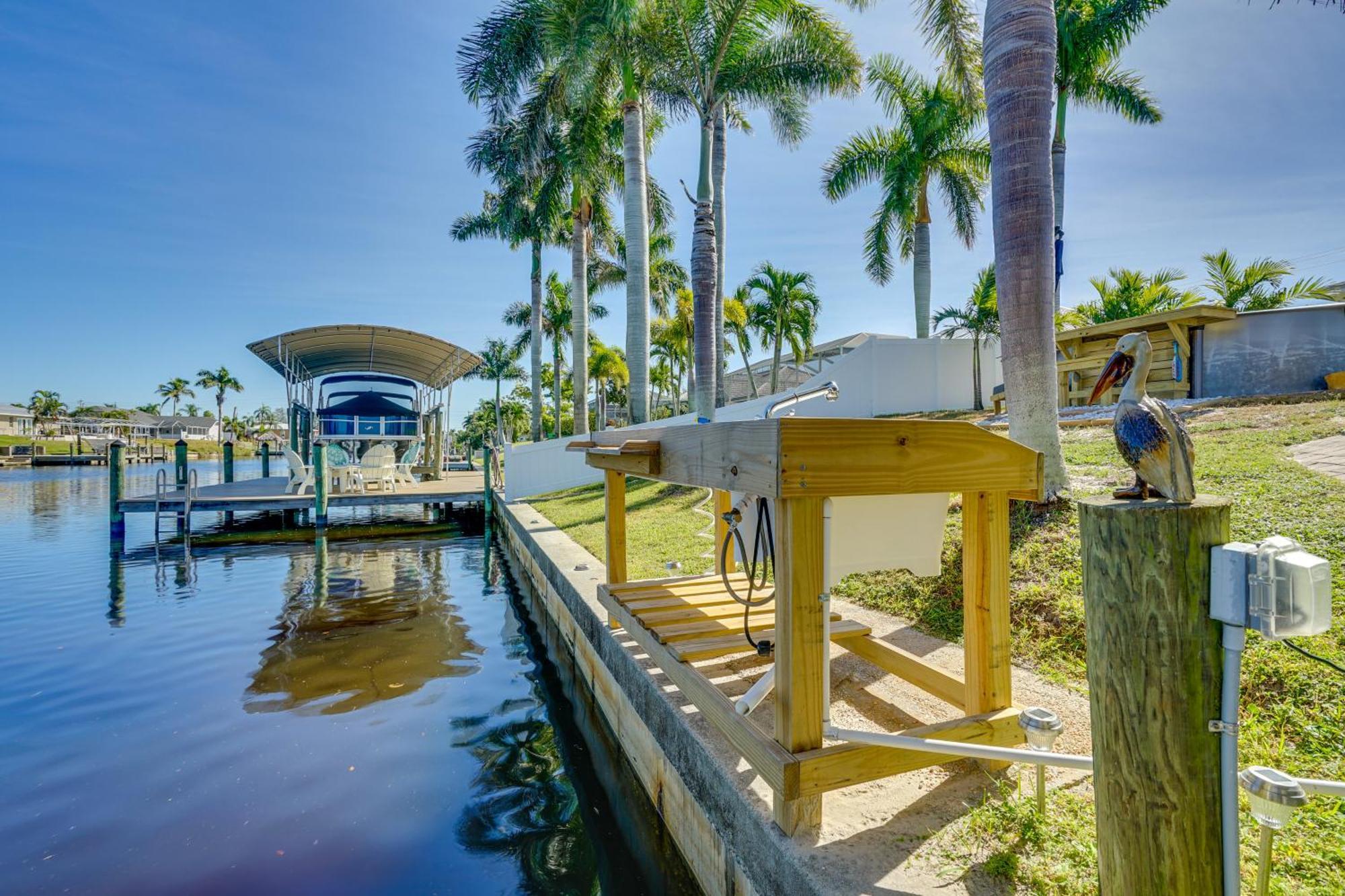 Remodeled Cape Coral Home Hot Tub And Pool! Exterior photo